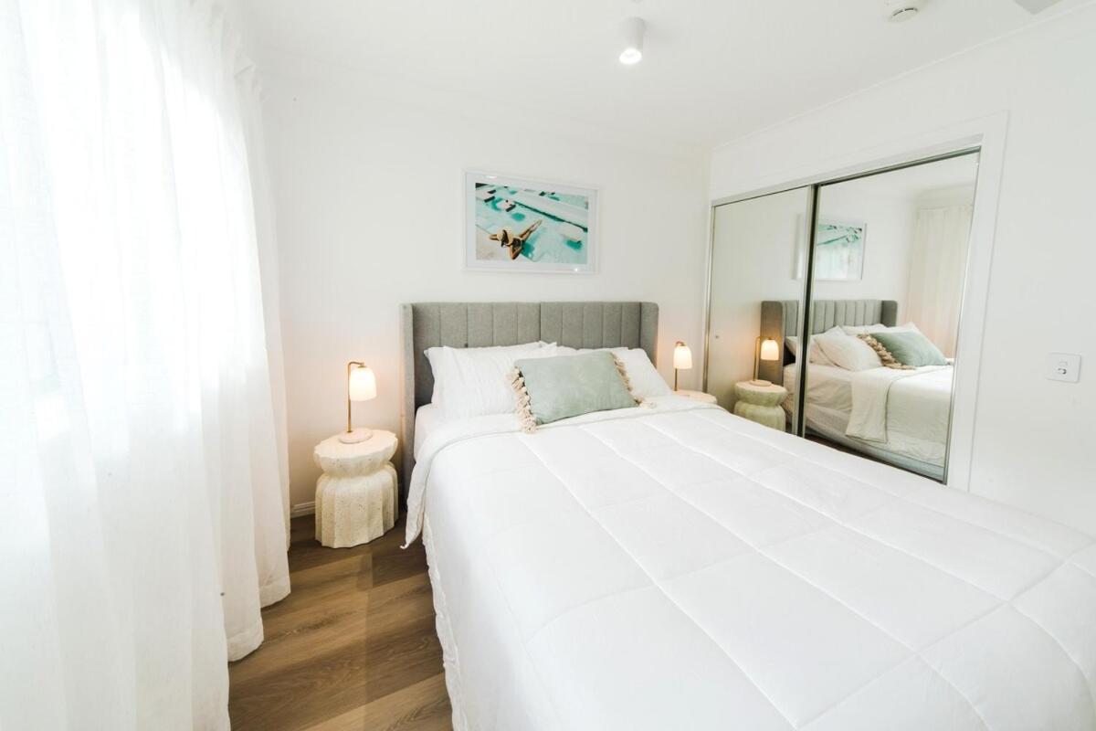 Elegant 1br Coastal Escape In The Heart Of The Gc *